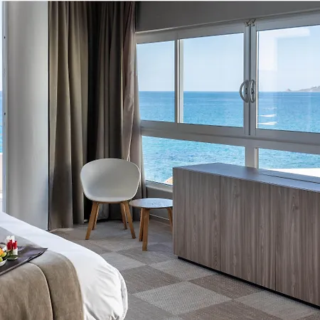 ホテル Cala Di Sole アジャクシオ