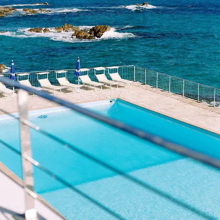 Cala Di Sole 3* أجاكسيو